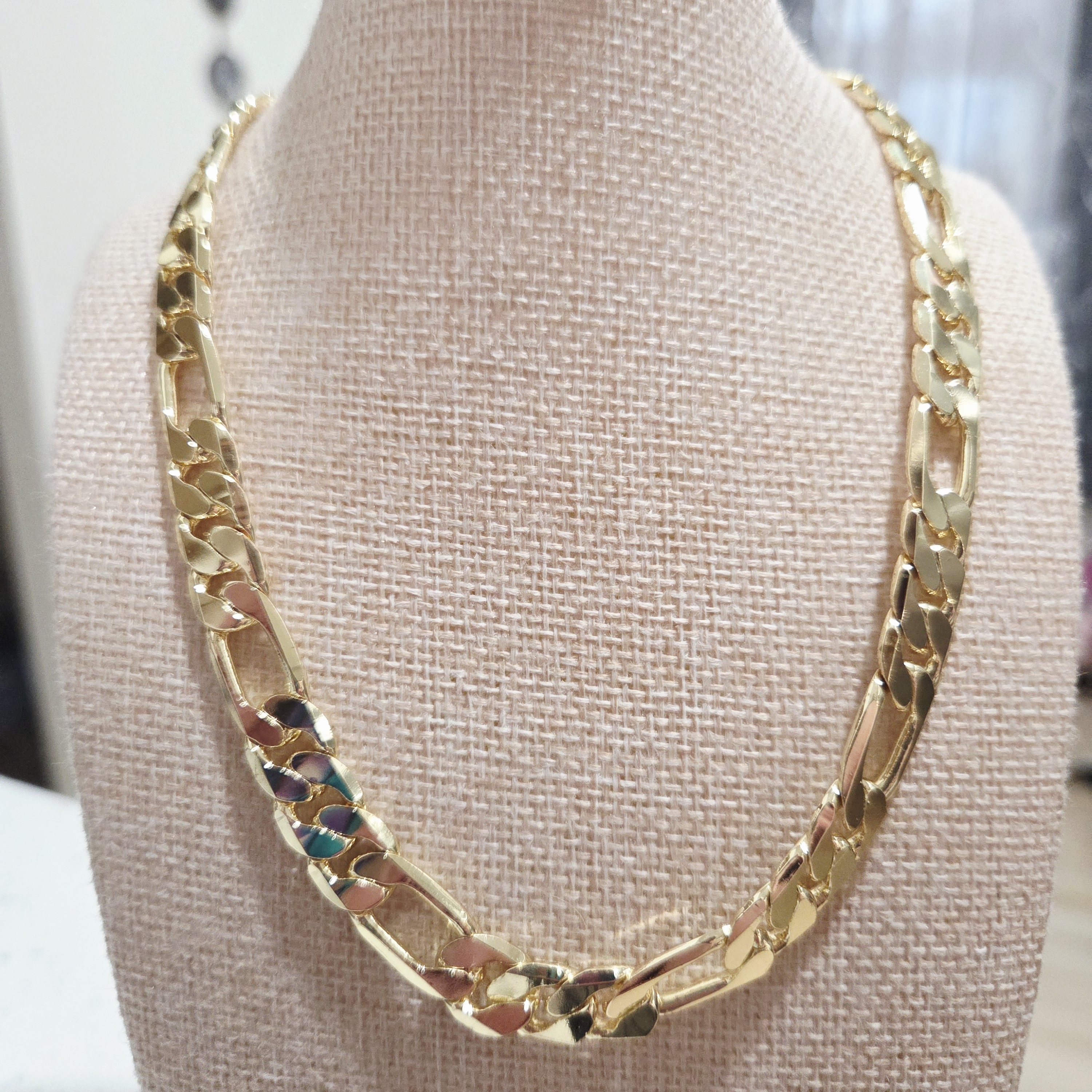 Elegant Gold Chain Necklace 45$